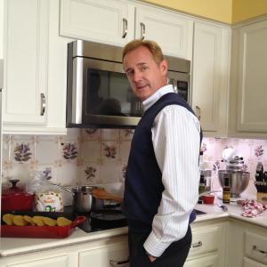 Guss Dad David Whalen making dinner at The Waters home on set for THE FAULT IN OUR STARS