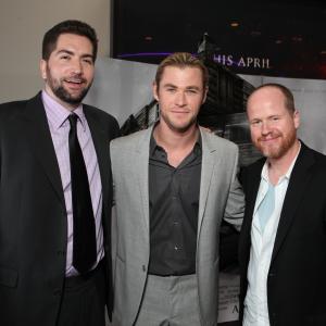 Joss Whedon, Chris Hemsworth and Drew Goddard at event of Namas girios gludumoj (2012)