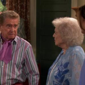 Still of Regis Philbin and Betty White in Hot in Cleveland 2010
