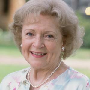 Betty White in Bringing Down the House 2003