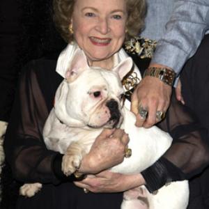 Betty White at event of Bringing Down the House 2003