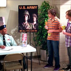 Still of Richard Whiten, Angus T. Jones, and Graham Patrick Martin in Two and a Half Men
