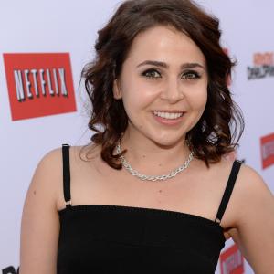 Mae Whitman at event of Arrested Development (2003)