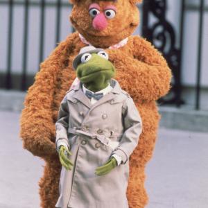 Still of Jim Henson and Steve Whitmire in The Great Muppet Caper 1981