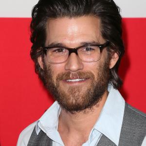 Johnny Whitworth at event of The Gunman (2015)