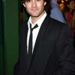 Johnny Whitworth at event of Kiss the Bride 2002