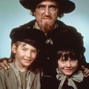 Still of Mark Lester Ron Moody and Jack Wild in Oliver! 1968