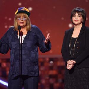 Penny Marshall and Cindy Williams at event of The 6th Annual TV Land Awards 2008