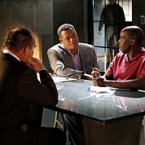 Still of Laurence Fishburne and Michael Kenneth Williams in CSI kriminalistai 2000