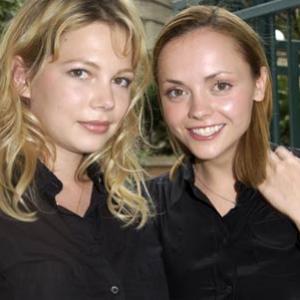 Christina Ricci and Michelle Williams at event of Prozac Nation 2001