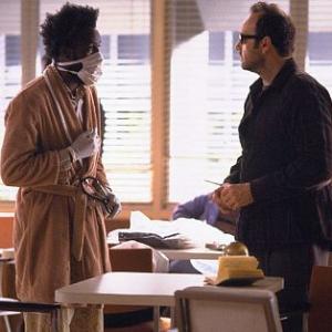 Still of Kevin Spacey and Saul Williams in KPAX 2001