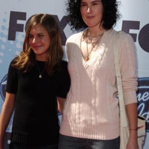 Rumer Willis and Tallulah Belle Willis at event of American Idol: The Search for a Superstar (2002)