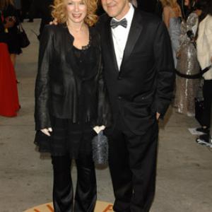 Cameron Crowe and Nancy Wilson at event of The 79th Annual Academy Awards (2007)