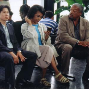 Mary Alice, Chi Muoi Lo and Paul Winfield in Catfish in Black Bean Sauce (1999)