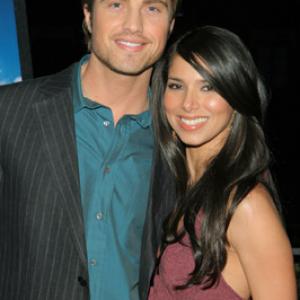 Roselyn Sanchez and Eric Winter at event of Cayo 2005