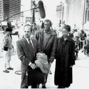 Gene Wolande with Samuel L. Jackson and Regina Taylor on the set of THE NEGOTIATOR.