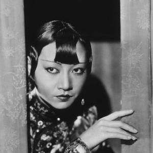 Shanghai Express Anna May wong 1932 Paramount