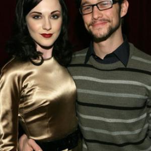 Joseph Gordon-Levitt and Evan Rachel Wood