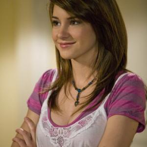 Still of Shailene Woodley in The Secret Life of the American Teenager 2008