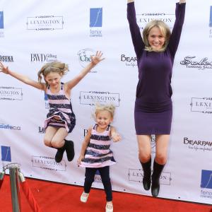 Barbara Alyn Woods with actress daughters Emily Alyn Lind and Aly Alyn Lind