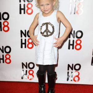 Aly Alyn Lind  benefit for NoH8