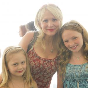Barbara Alyn Woods with daughters  actresses Emily Alyn Lind and Natalie Alyn Lind  Youngblood Event