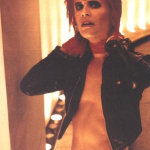 Stephen Wozniak as David Bowies Ziggy Stardust for MTV photo shoot