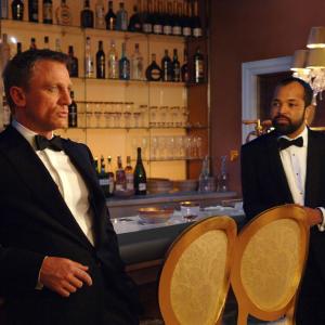Still of Daniel Craig and Jeffrey Wright in Kazino Royale (2006)