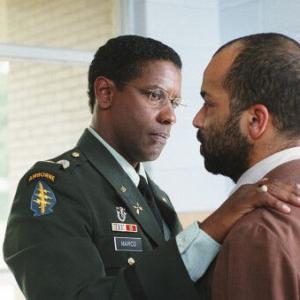 Still of Denzel Washington and Jeffrey Wright in The Manchurian Candidate 2004
