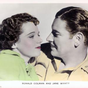 Still of Ronald Colman and Jane Wyatt in Lost Horizon (1937)
