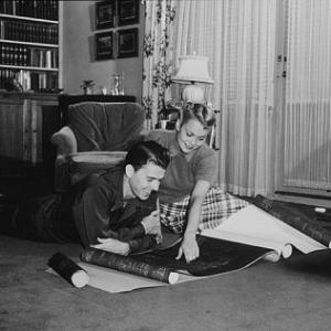 Ronald Reagan at home with first wife Jane Wyman C. 1940