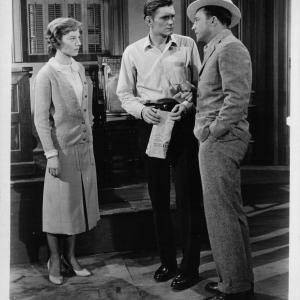Still of Gene Kelly, Donna Anderson and Dick York in Inherit the Wind (1960)