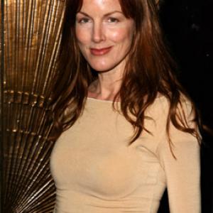 Kathleen York at event of Crash (2004)