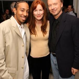 Paul Haggis, Ludacris and Kathleen York at event of Crash (2004)