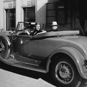 759141 LORETTA YOUNG IN HER CIRCA 1930 PACKARD ROADSTER MW  MPTV