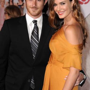 Still of Odette Annable and Dave Annable in Ir vel tu! 2010