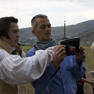 Actor Kuno Becker on location with film director Antonio Zavala Kugler. Source article: 