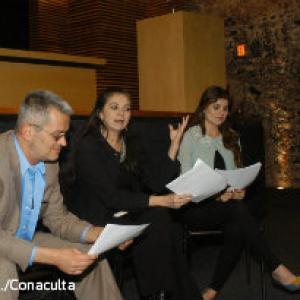 CONACULTA - Lectura: Director Antonio Zavala Kugler, novelist Carmen Boullosa and actress Maria Aura.