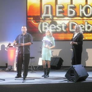 Daniel Zirilli in Moscow accepting an Award for directing FAST GIRL with actress Mercia Monroe