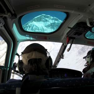 Flying up the Khumbu Icefall on Mount Everest filming in 3D with a AS 350 B3