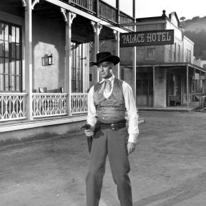 Still of Rory Calhoun in Dawn at Socorro 1954