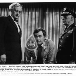 Still of Ken Berry Hans Conried and Harry Morgan in The Cat from Outer Space 1978