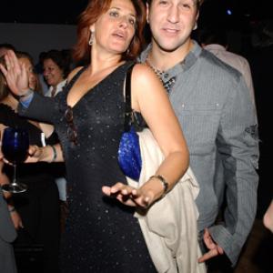Lorraine Bracco and Joey Fatone at event of Sex and the City (1998)