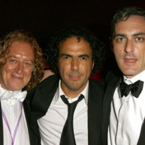 Luis Mandoki, Alejandro González Iñárritu and John Lesher at event of Babelis (2006)