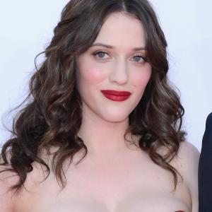 Kat Dennings at event of The 64th Primetime Emmy Awards (2012)