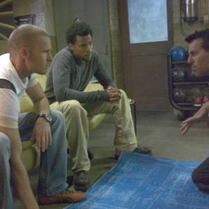 Still of Oded Fehr Alex Nesic and Michael Ealy in Sleeper Cell 2005