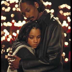 Still of Snoop Dogg and Bianca Lawson in Bones 2001