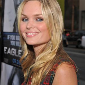 Sunny Mabrey at event of Eagle Eye 2008