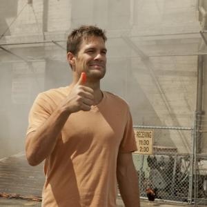 Still of Geoff Stults in The Finder: An Orphan Walks Into a Bar (2012)