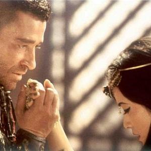 Kelly Hu and Steven Brand in The Scorpion King (2002)